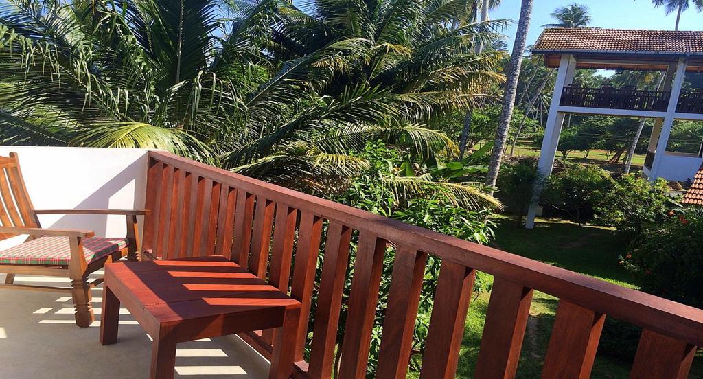 Secret Bay Hotel Matara Esterno foto