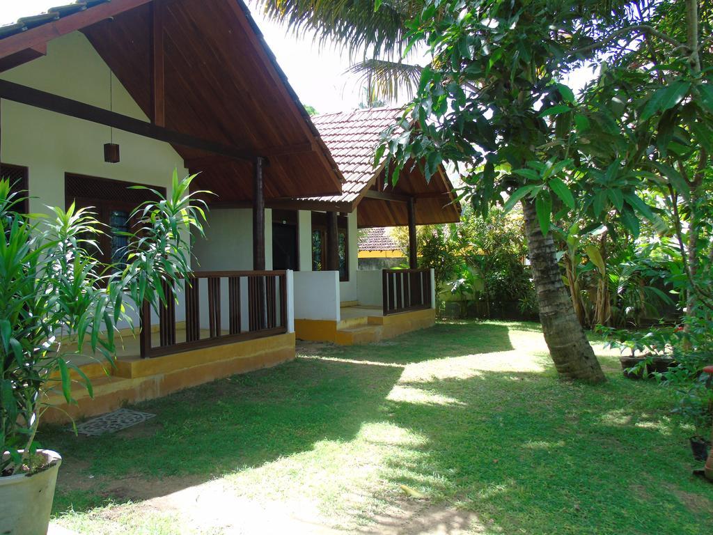 Secret Bay Hotel Matara Esterno foto