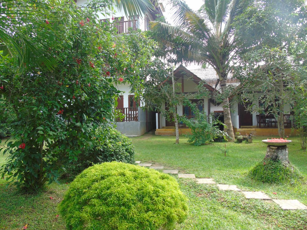 Secret Bay Hotel Matara Esterno foto