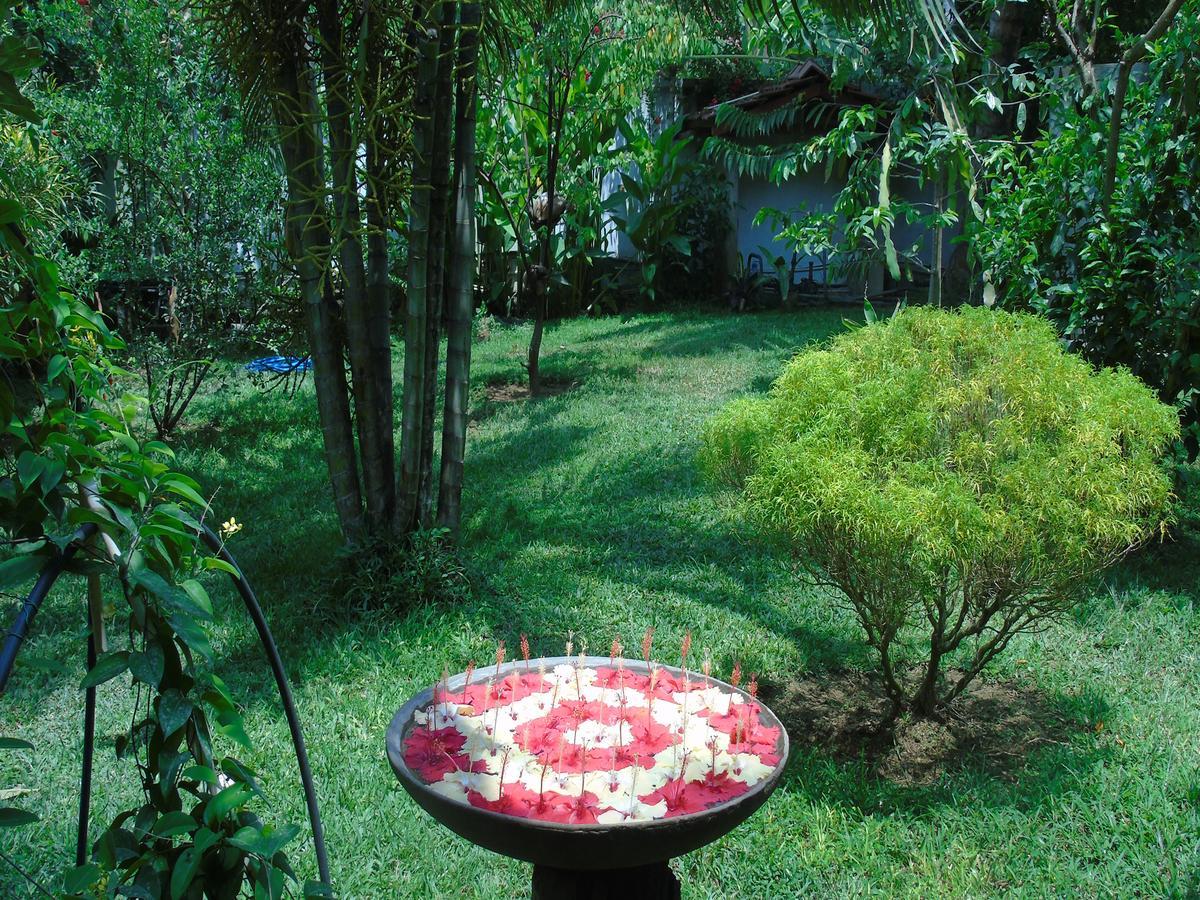 Secret Bay Hotel Matara Esterno foto