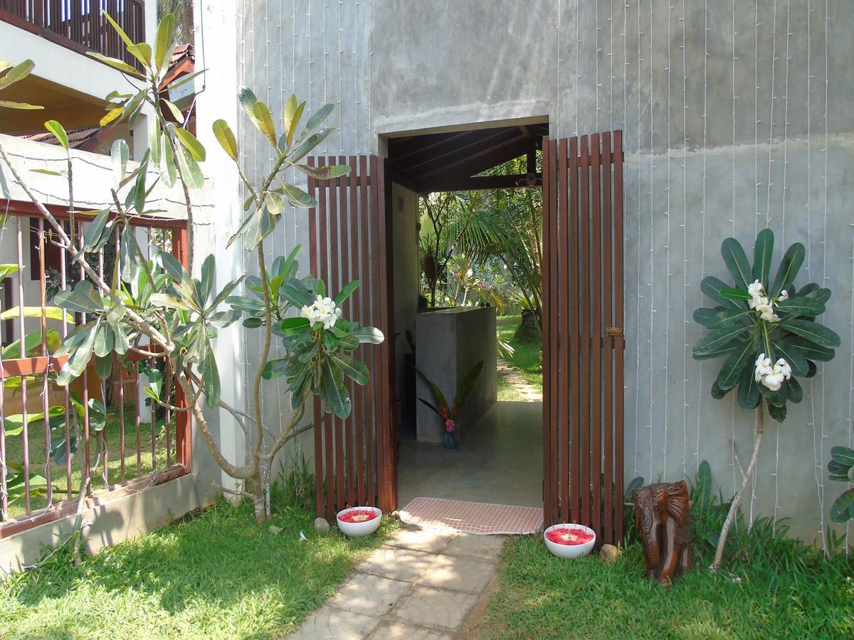 Secret Bay Hotel Matara Esterno foto