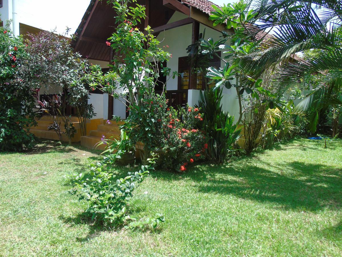 Secret Bay Hotel Matara Esterno foto